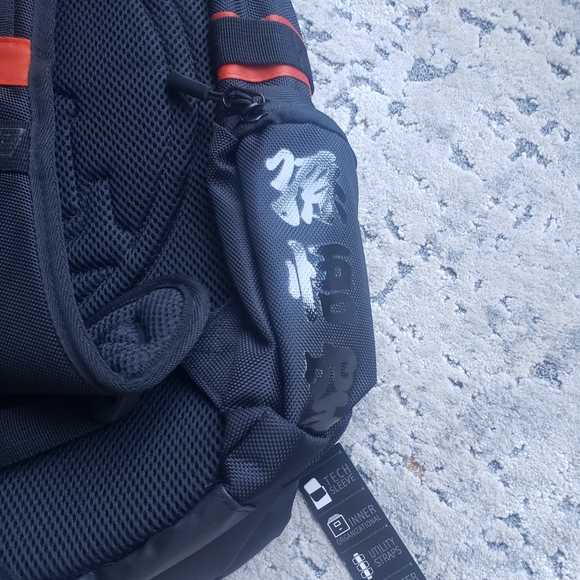 Dragonball Z Special Edition Goku Built Up Backpack. NWT - Picture 7 of 8